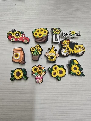 Lote de 12 - Dijes para zapatos de flores solares, florales, jardinería, plantas para cocodrilos nuevos Foto 1 de 3
