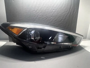 2016-2018 HYUNDAI TUCSON FRONT RH RIGHT PASSENGER SIDE HEADLIGHT LAMP LIGHT OEM - Picture 1 of 22