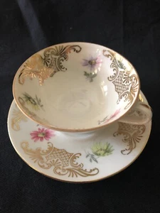 Vintage GKC Bavaria #17 Porzellan Demitasse Tasse & Untertasse mit Goldmuster & Blumen - Bild 1 von 6