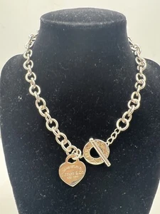 Collana Tiffany & Co Return to Tiffany Heart Tag Toggle in argento sterling - Foto 1 di 15