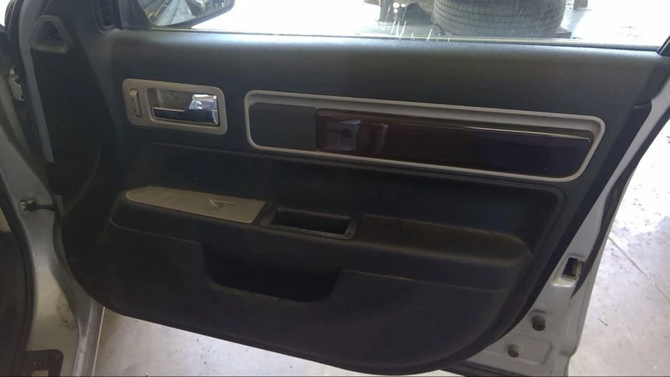 ZEPHYR    2006 Front Door Trim Panel 652603 - Изображение 1 из 1