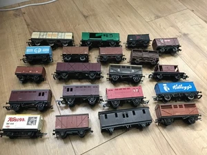 joblot OO gauge hornby tri-ang etc box wagons - Picture 1 of 12