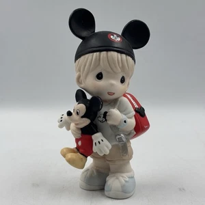Precious Moments Disney 191062 Boy Fan Dreamer Figurine Porcelain 2018 PMI - Picture 1 of 10