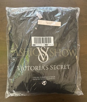 VICTORIA'S SECRET FASHION SHOW 2025 RHINESTONE BLACK HOODIE XL NEW - Image 1 of 4