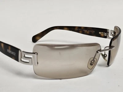Gafas de sol Versace únicas con patrón envolvente fino de diseñador artístico hechas en Italia Foto 1 de 4