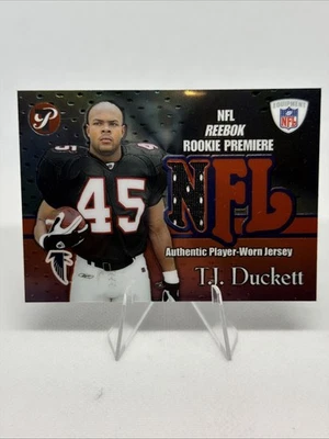 T.J. DUCKETT - 2002 TOPPS PRISTINE - ROOKIE PREMIERE JERSEY INSERT CARD # RPR-TD - Image 1 of 2