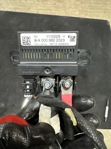 MÓDULO CONTROL RELÉ BATERÍA MERCEDES CLASE E W207 A0009822023 - Imagen 1 de 3