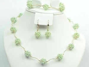 Massives Schmuckset 14 Karat Gelbgold echte gefärbte grüne Perlen - Bild 1 von 5