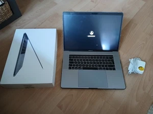 Apple MacBook Pro 2018 15,4", Intel i7, 2,2GHz, 16GB RAM, 512GB SSD - Bild 1 von 3
