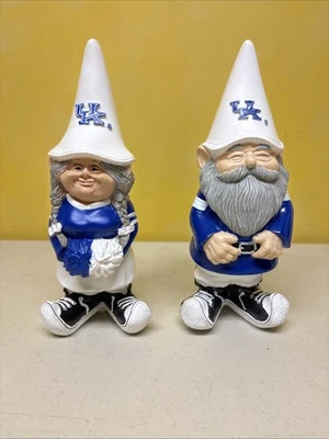 Estatuillas de gnomos de jardín de niños y niñas Wildcats de la Universidad de Kentucky Foto 1 de 4