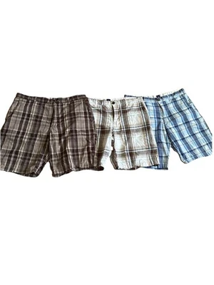 Gap Lot Of 3 Pair Men’s  Size 36 Checked Multicolored Shorts - Image 1 of 4
