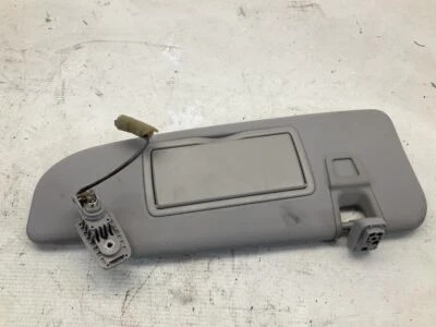 17 18 19 Alfa Romeo Giulia Ti Sport (952) Passenger Right Sun Visor B - Image 1 of 4