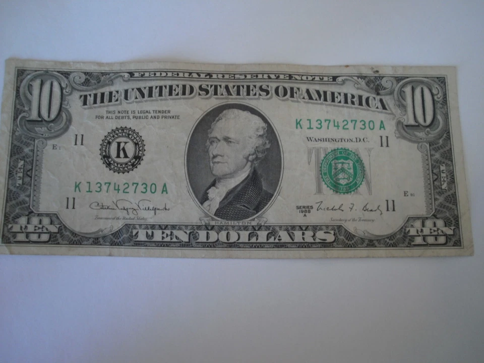 1988A $10 Ten Dollar Bill Federal Reserve Note Vintage Currency US America - Image 1 of 1