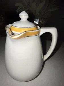 Vintage MCM CROWN DUCAL WARE ENGLAND Porcelain Creamer w/Side Handle 5.75” - Picture 1 of 13