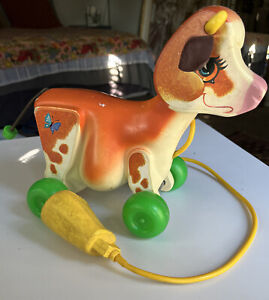 Fisher Price 1972 Vintage Molly Moo Cow Pull Toy  #132 Works Good Condition