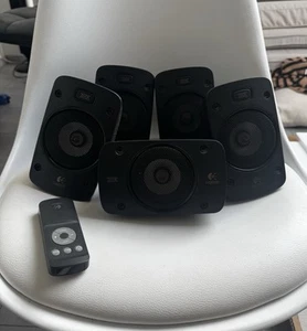 Logitech Z906 5x Lautsprecher + Fernbedienung - Bild 1 von 1