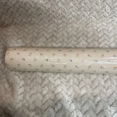 Vintage C&A Wallcoverings Floral Nursery Cottage Core Wallpaper - Image 1 of 4