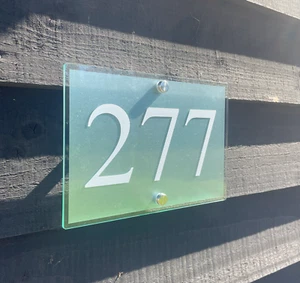Modernes Hausschild Plaketten Türnummer 1 - 9999 personalisiert Namensschild - Bild 1 von 3