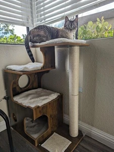 White Industrial Wood 3 Bed Cat Scratching Climbing Tree Tower Space Efficient - Picture 1 of 9