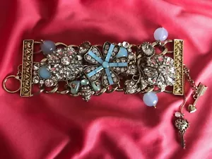 Betsey Johnson Luminous Blue Glam Spring Crystal Flower Bug Bee Bracelet RARE - Bild 1 von 6