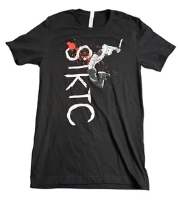 SIKTC Shirt Mens Small Comic Something Is Killing The Children Horror Suspense - Picture 1 of 5