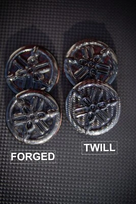 Logo emblema Yamaha de fibra de carbono para YZF-R1 MT10 MT09 2015-2023 Foto 1 de 4