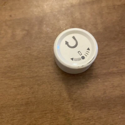 Singer Merritt 4530 Sewing Machine Replacement OEM Part￼ Knob - Image 1 of 2