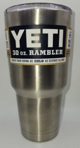 Yeti 30 oz. Rambler Edelstahlbecher, doppelwandig isoliert, BPA frei, neu - Bild 1 von 11