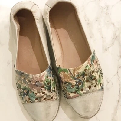 Alpargata plana floral perforada sin cordones Hispanitas para mujer EU 36 Foto 1 de 4