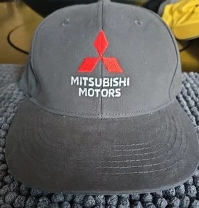 De colección Mitsubishi Motors Gris Sólido - Sombrero Trasero a Presión - Imagen 1 de 4