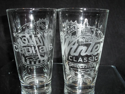 2015 NHL SPECIAL EDITION WINTER CLASSIC WASHINGTON CAPITALS ETCHED 16oz GLASSES Cover