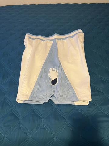 North Carolina Mitchell And Ness Authentic 1983-84 Shorts 2XL Mens Brand New Cover