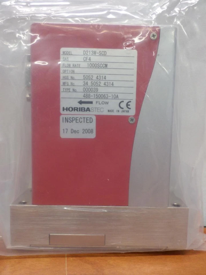 Horiba STEC D213W-SCD Gas CF4 1000 SCCM Mass Flow Controller - Image 1 of 1