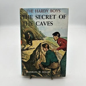 Hardy Boys #7 (1964) The Secret Of The Caves Vintage Book by Franklin Dixon - Imagen 1 de 4