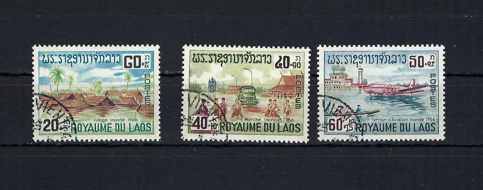 VILLE INONDE- AVIATION.- LAOS.-       {3}   1966  MNH - Image 1 of 1