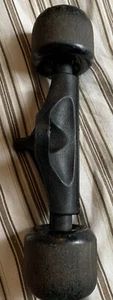 Vintage gebrauchte Skateboard Rollen (nur 2) Sie benötigen 2 weitere, um ein 4er Set herzustellen - Bild 1 von 6