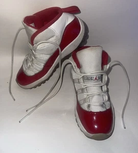 Scarpe Nike Air Jordan 11 Retro TD bambino taglia 10C rosso ciliegia/bianco 378040-116 - Foto 1 di 14