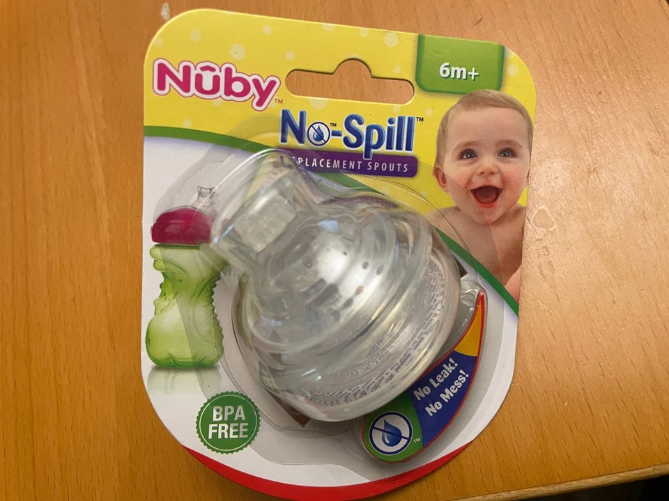 Nuevo Caño de Silicona Suave Nuby Sin Derrames, Paquete de 2 Repuestos Sin BPA Foto 1 de 1