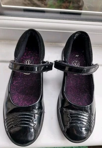 Clarks Girls Size 13.5G Black Patent Leather School Shoes Flat 13.5 G. - Picture 1 of 6