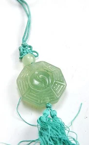 Vintage Natural Jade Stone Ba Gua Bagua Luck Hand Carve Feng Shui Charm Hanging - Picture 1 of 4