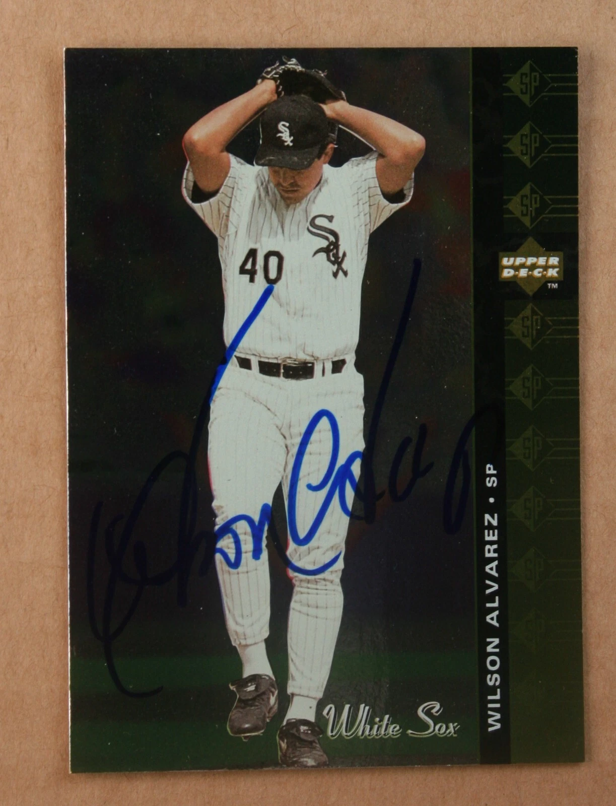 AUTOGRAPHED - Wilson Alvarez Upper Deck #188 Chicago White Sox 1994 SP