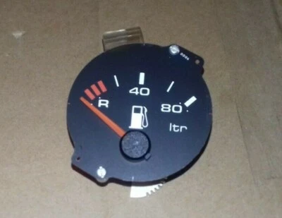 AUDI 200 C3 VELOCÍMETRO CUADRO DE INSTRUMENTOS INDICADOR DE COMBUSTIBLE 84ay. Foto 1 de 4