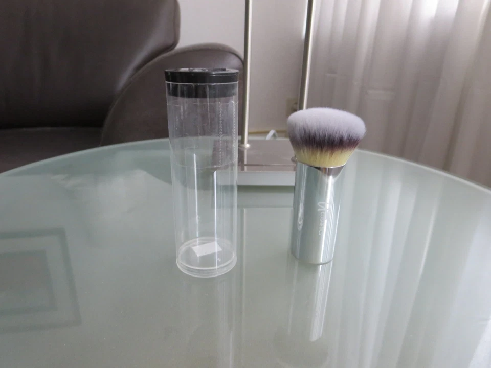 IT Cosmetics - Teint Complexion Perfection Buki (Kabuk)i Pinsel - Bild 1 von 3