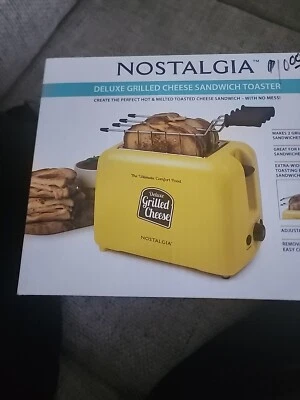 Nostalgia TCS2 Yellow Grilled Cheese Sandwich Toaster Maker - Изображение 1 из 4