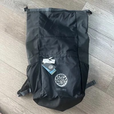 Mochila Rip Curl Ventura Surf Series Negra Gris Rolltop 25L Foto 1 de 3