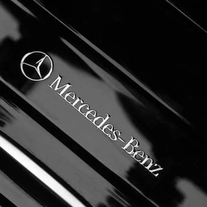 4X Mercedes Benz A C S Klasse Scheibenwischer Aufkleber Reflektierende Emblem - Bild 1 von 5