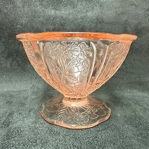Jeannette Glass Cherry Blossom Pink Scalloped Foot Champagne Sherbet 2 3/4 In. - Picture 1 of 7