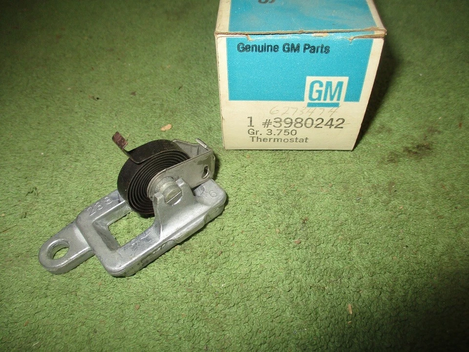 New NOS Chevrolet Vega 1971-1972 Thermostat 3980242 / 6273474 (1) Vintage Parts - Image 1 of 1