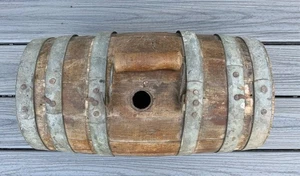 Antikes WASSERFASS FASS AUS HOLZ - genietete Eisen Metallbänder - Bild 1 von 6
