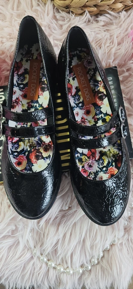 Sapatos femininos Rocket Dog preto couro envernizado sintético Mary Jane balé liso 8,5 - Imagem 1 de 4